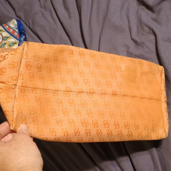 Dooney & Bourke Tan and Brown Shoulder Bag - Picture 8 of 8